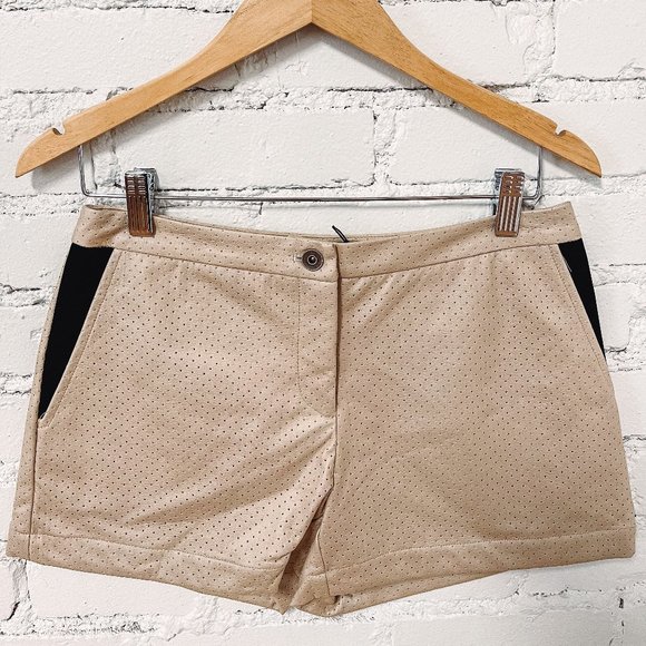 BRAND NEW Waverly Grey Leather Shorts - Picture 1 of 3